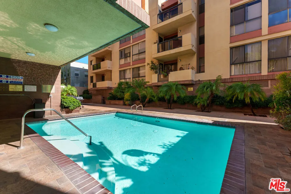 235 S Tower Drive 305, Beverly Hills, California 90211 home-pic-25