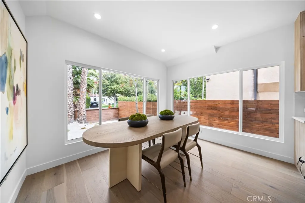 2203 Pelham Avenue, Los Angeles, California 90064 home-pic-11