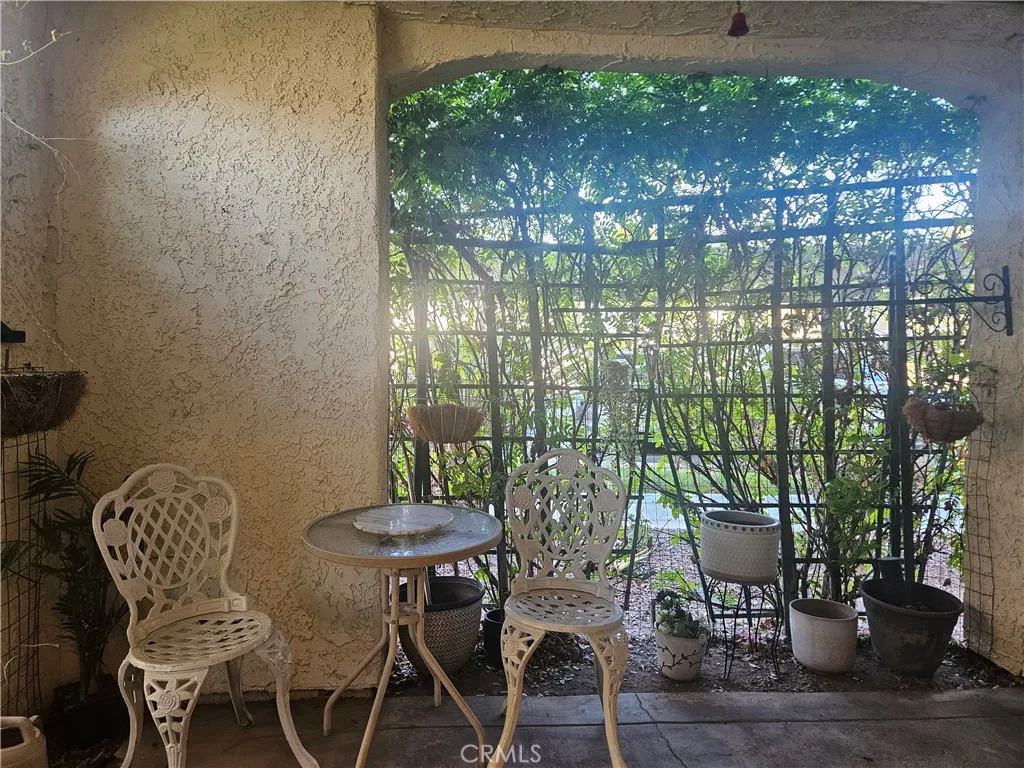 505 505 S Farrell, Palm Springs, California 92264 home-pic-6
