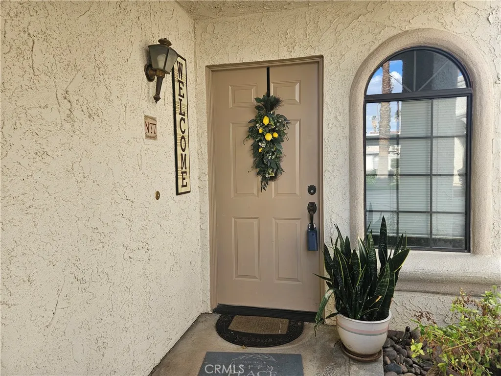505 505 S Farrell, Palm Springs, California 92264 home-pic-0