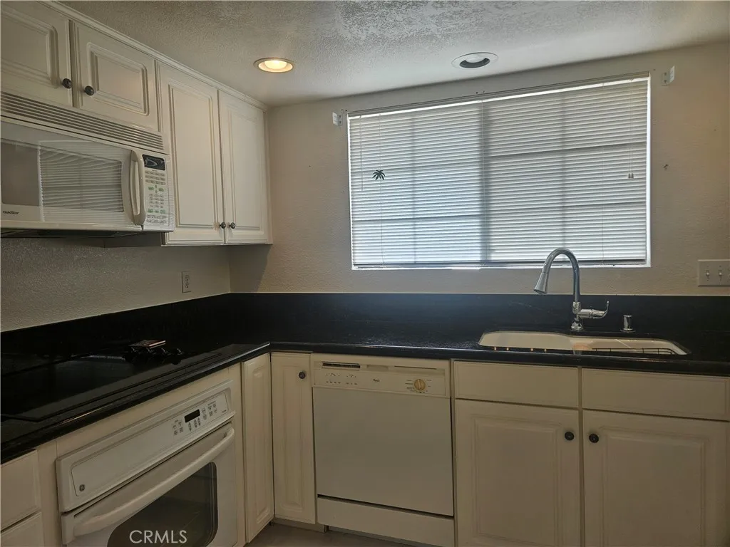 505 505 S Farrell, Palm Springs, California 92264 home-pic-14