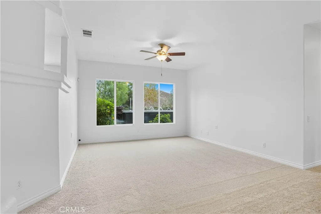 24006 Spencer Butte Drive, Perris, California 92570 home-pic-12