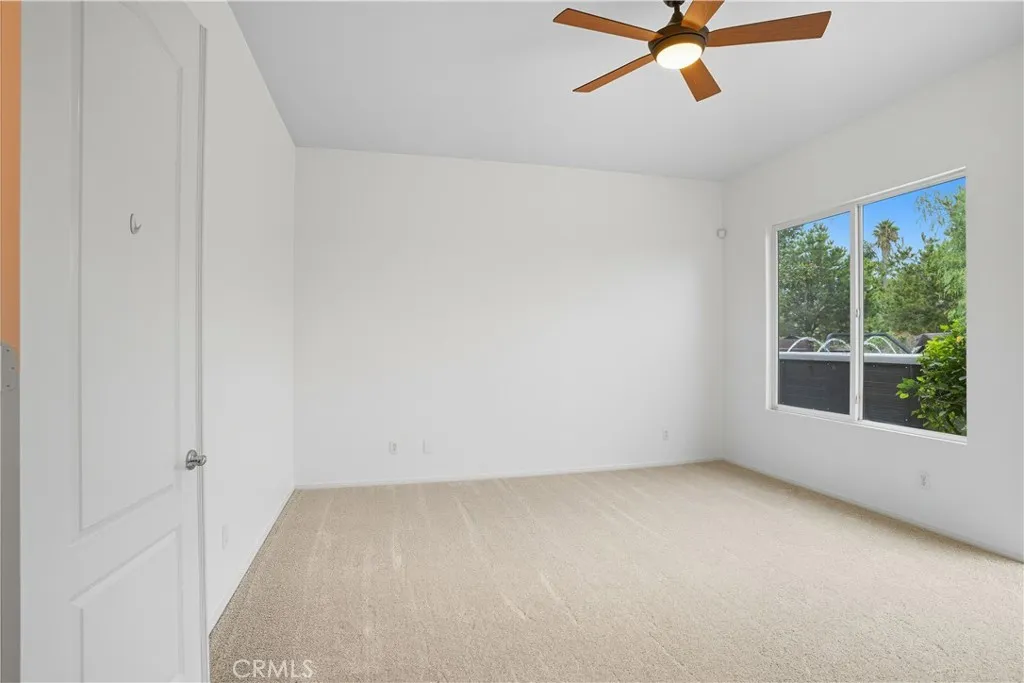 24006 Spencer Butte Drive, Perris, California 92570 home-pic-25