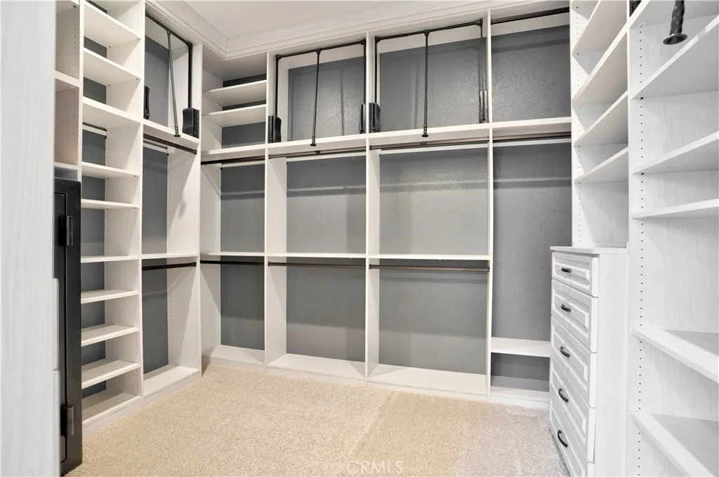 24006 Spencer Butte Drive, Perris, California 92570 home-pic-30