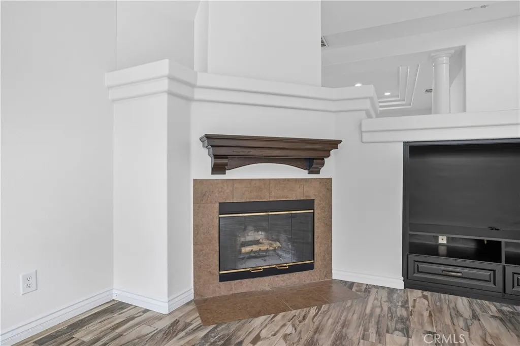 24006 Spencer Butte Drive, Perris, California 92570 home-pic-21