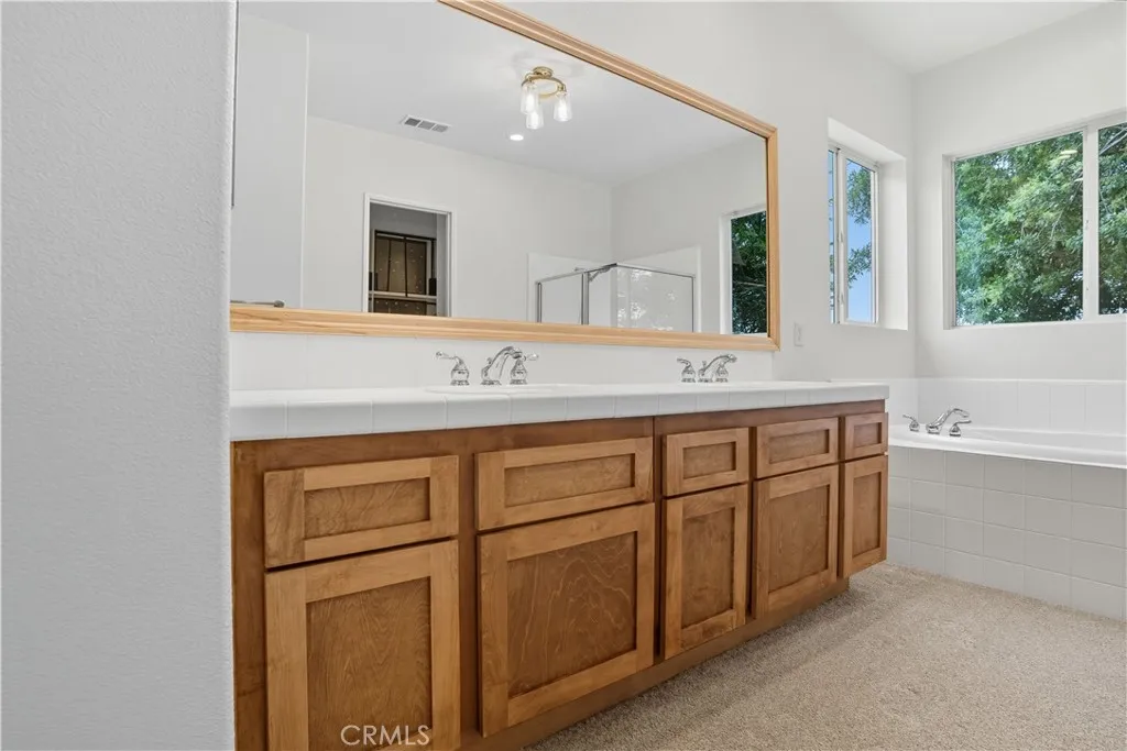 24006 Spencer Butte Drive, Perris, California 92570 home-pic-28