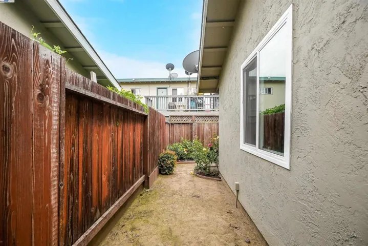 179 Loma Verde Dr, San Lorenzo, California 94580