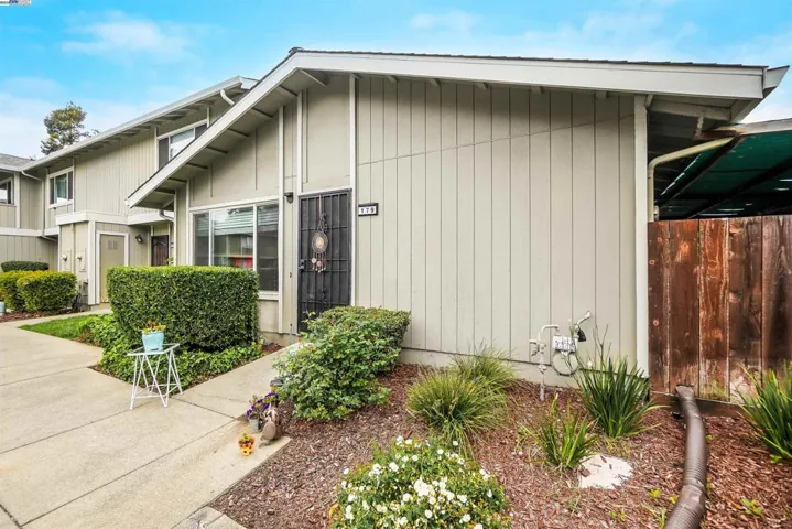 179 Loma Verde Dr, San Lorenzo, California 94580