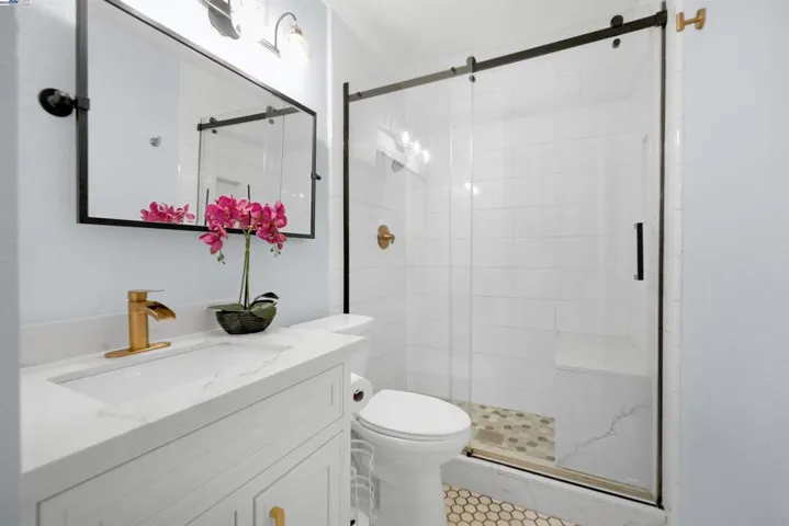 179 Loma Verde Dr, San Lorenzo, California 94580