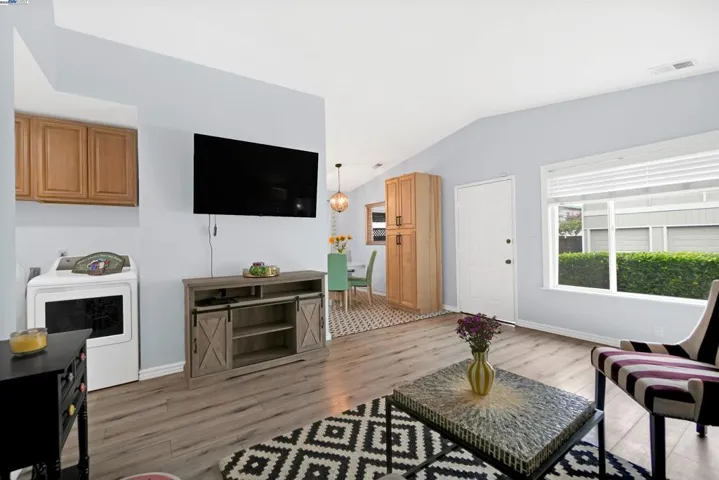 179 Loma Verde Dr, San Lorenzo, California 94580