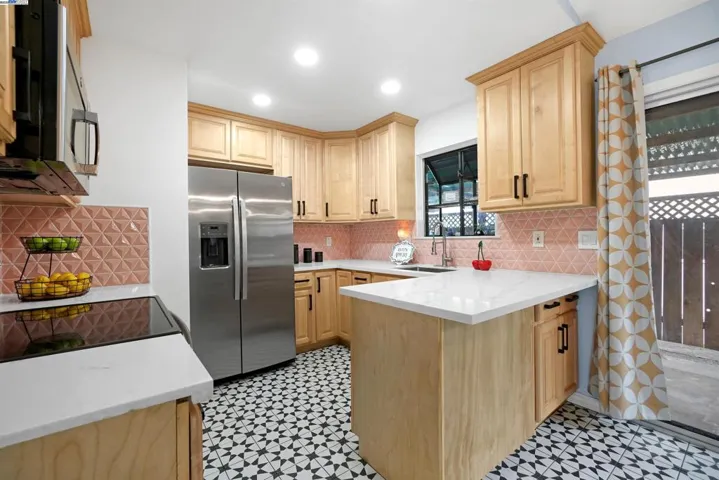 179 Loma Verde Dr, San Lorenzo, California 94580