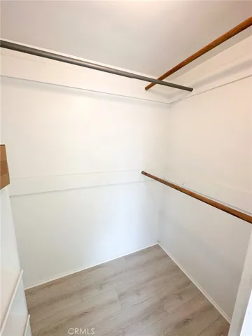 233 6th Street, Manhattan Beach, California 90266