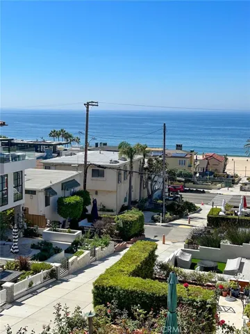 233 6th Street, Manhattan Beach, California 90266