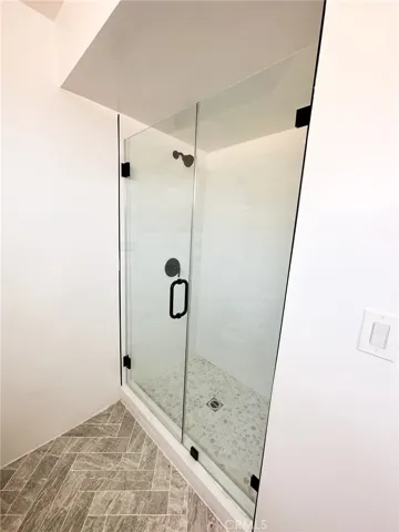 233 6th Street, Manhattan Beach, California 90266