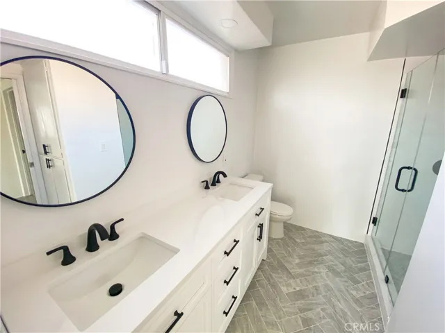 233 6th Street, Manhattan Beach, California 90266
