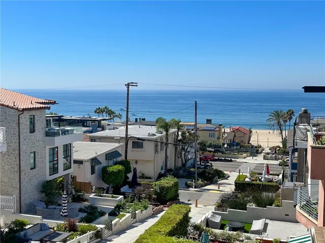 233 6th Street, Manhattan Beach, California 90266
