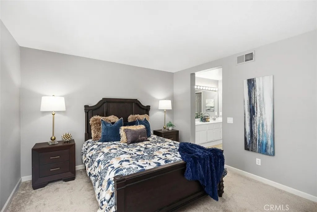 30 El Cencerro, Rancho Santa Margarita, California 92688 home-pic-17
