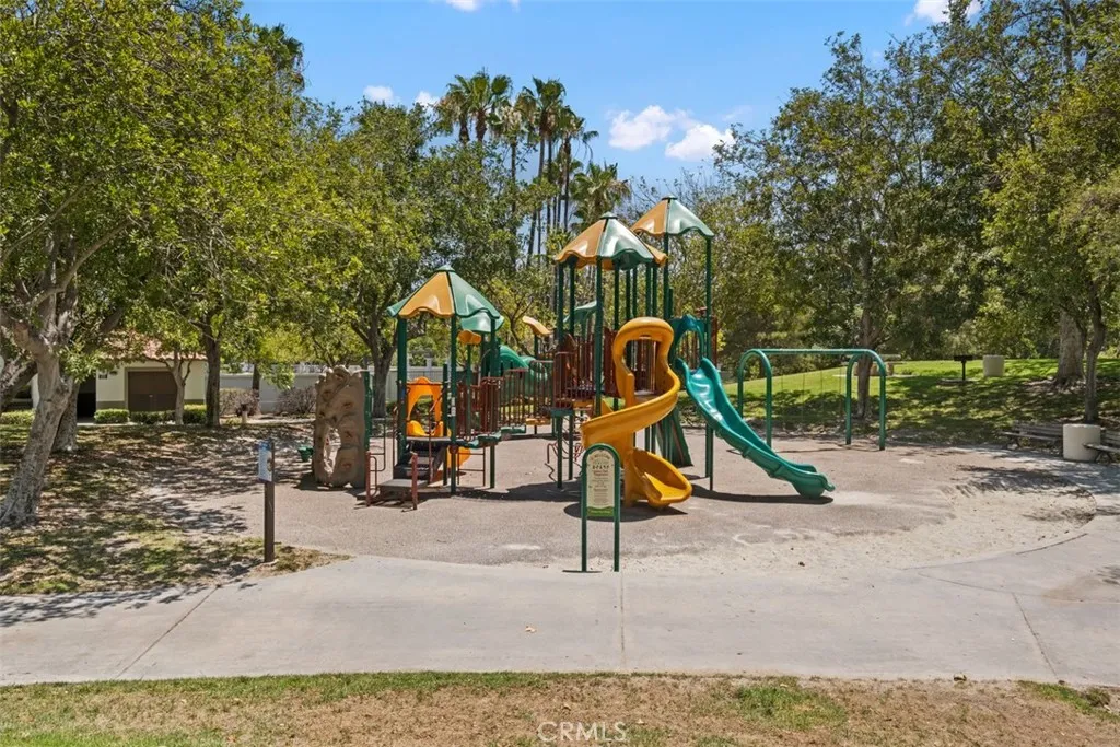 30 El Cencerro, Rancho Santa Margarita, California 92688 home-pic-39