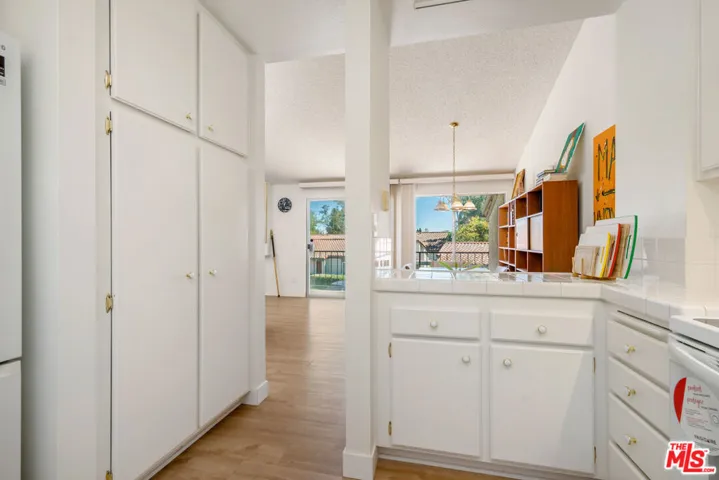 19547 Rinaldi Street 30, Porter Ranch, California 91326
