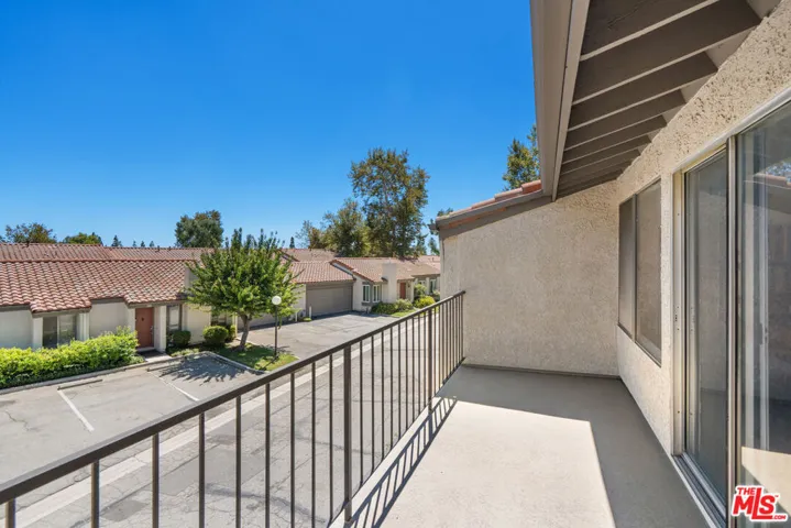 19547 Rinaldi Street 30, Porter Ranch, California 91326