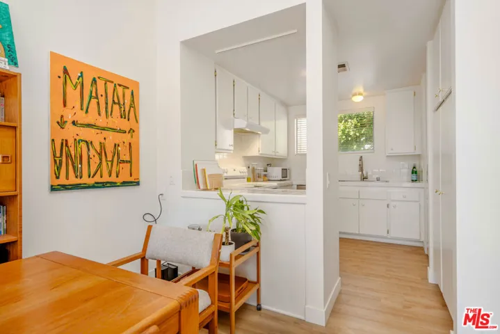 19547 Rinaldi Street 30, Porter Ranch, California 91326