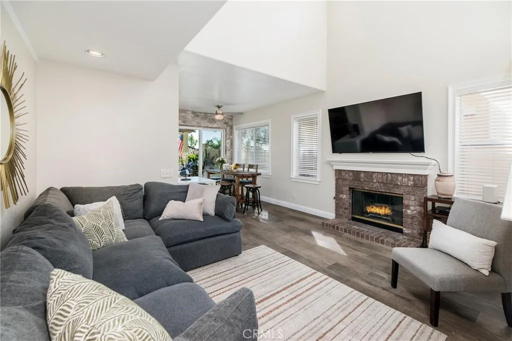 2 Via Boyero, Rancho Santa Margarita, California 92688 home-pic-10