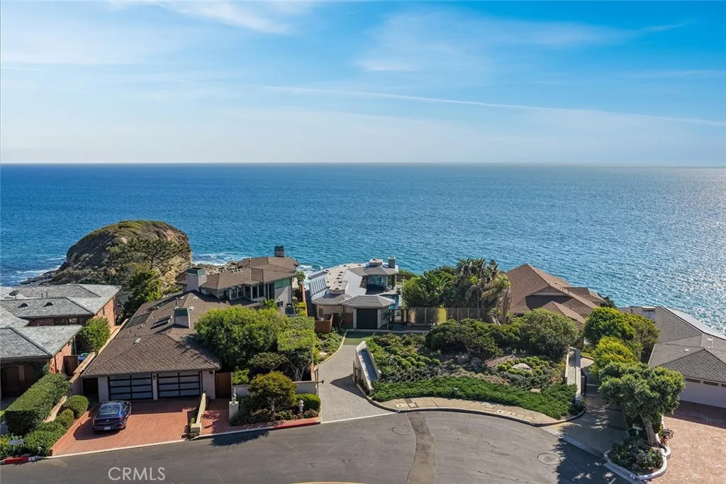 3 N La Senda, Laguna Beach, California 92651 home-pic-27