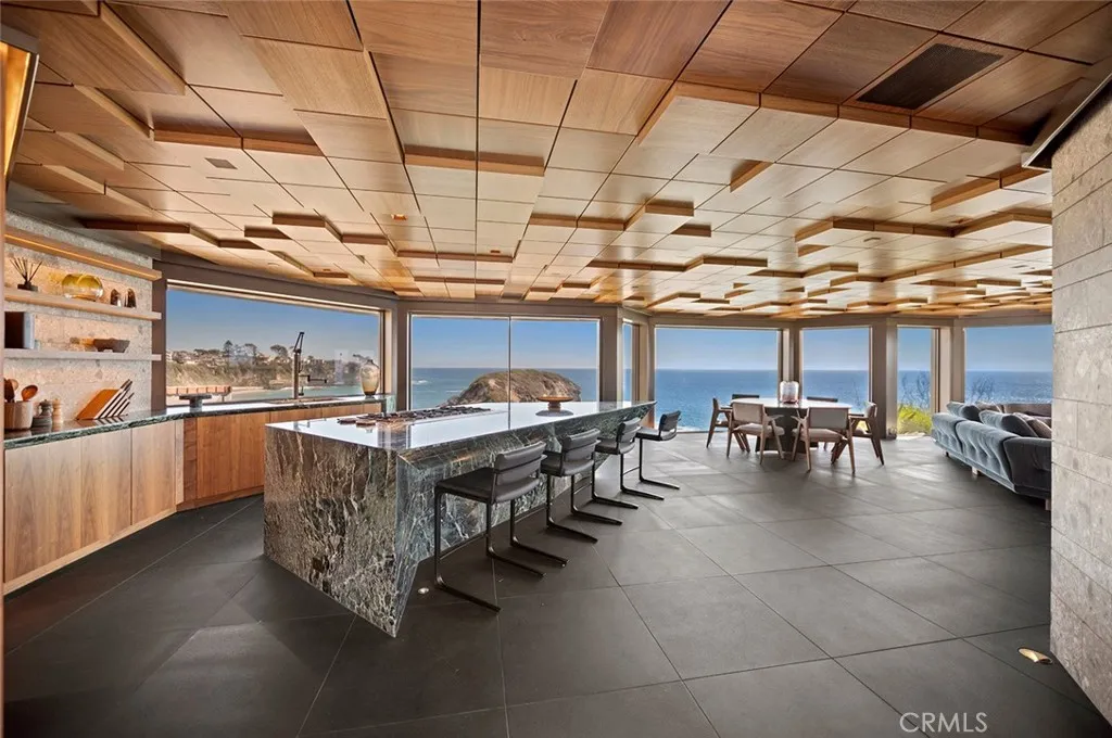 3 N La Senda, Laguna Beach, California 92651 home-pic-42