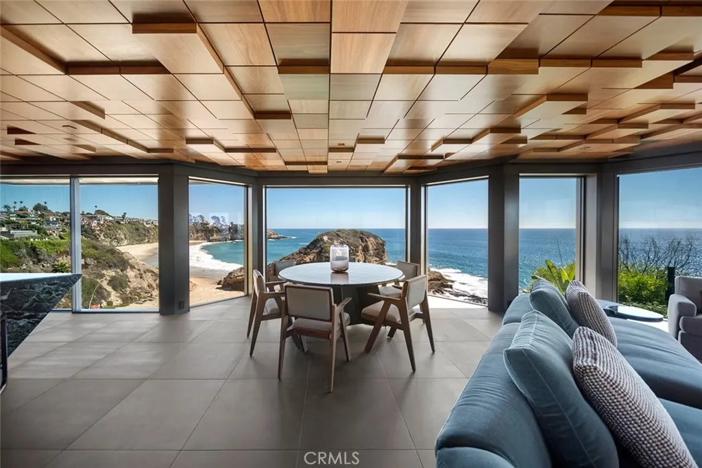 3 N La Senda, Laguna Beach, California 92651 home-pic-2
