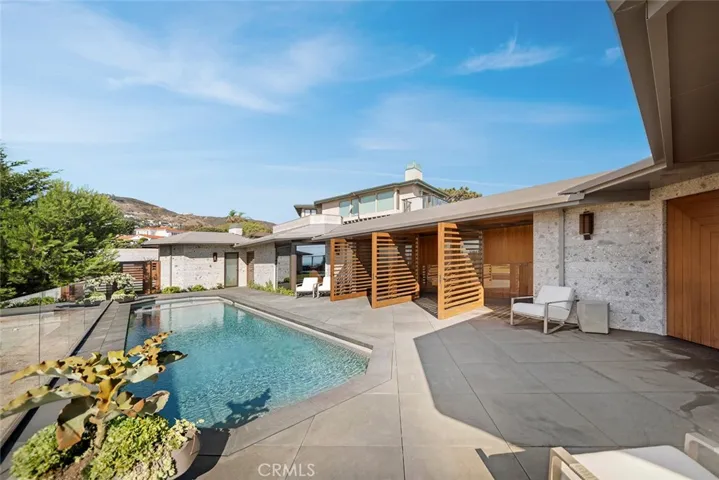 3 N La Senda, Laguna Beach, California 92651