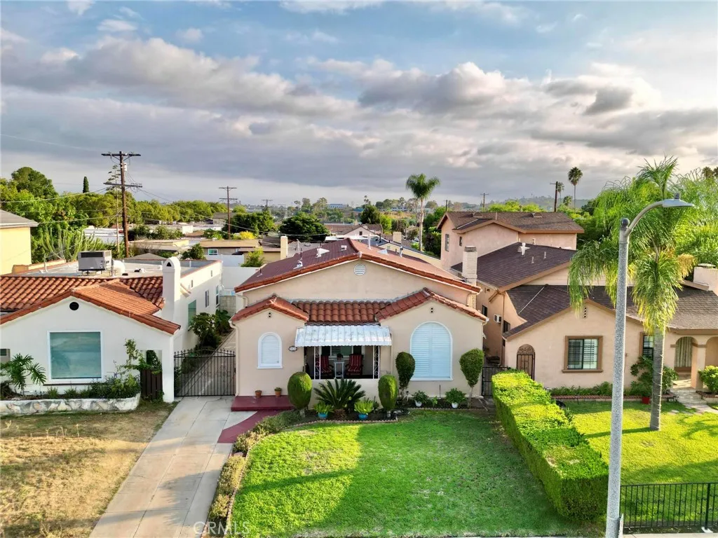 5436 5436 Norwich, Los Angeles, California 90032 home-pic-1