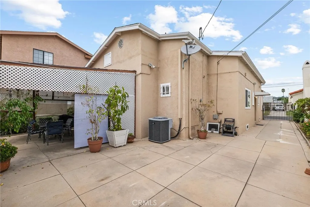 5436 5436 Norwich, Los Angeles, California 90032 home-pic-28