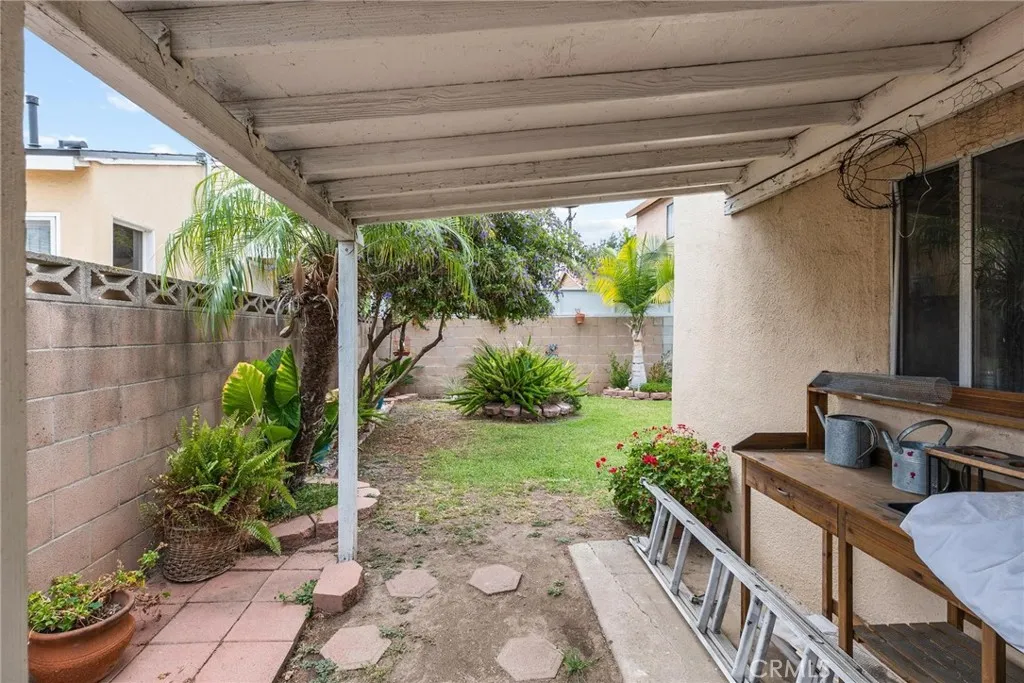 5436 5436 Norwich, Los Angeles, California 90032 home-pic-26