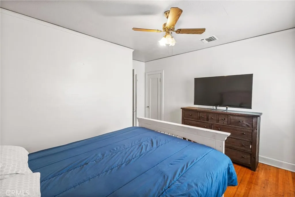 5436 5436 Norwich, Los Angeles, California 90032 home-pic-17