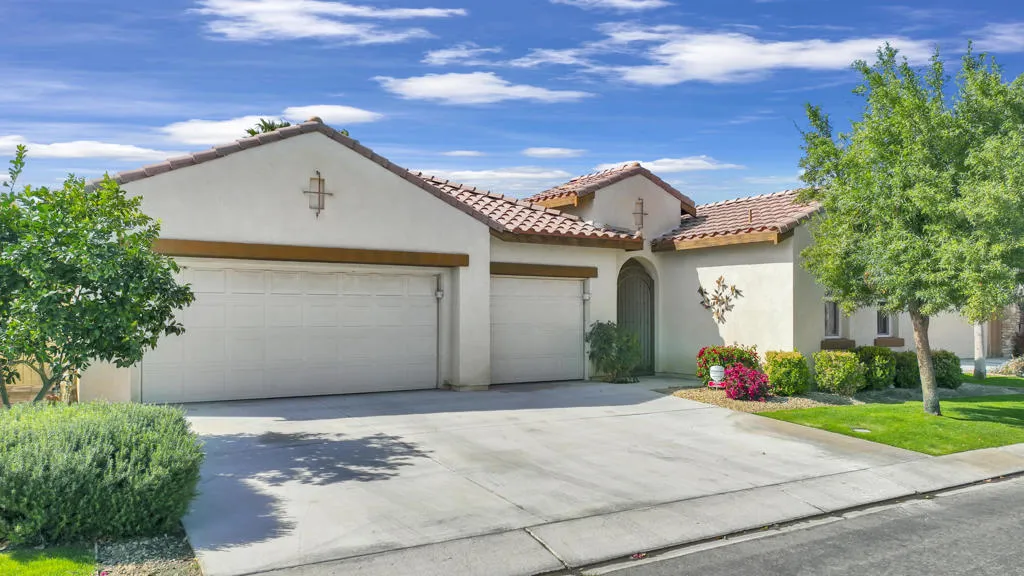 49355 Biery Street, Indio, California 92201 home-pic-0