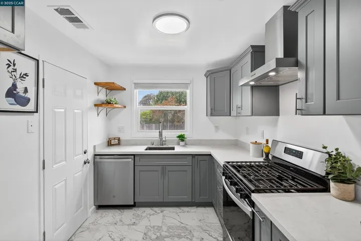 2921 Rollingwood Dr, San Pablo, California 94806