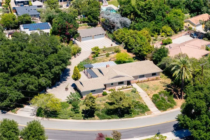 152 Spinks Canyon Road, Bradbury, California 91008