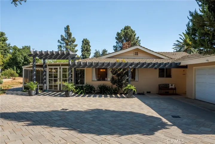 152 Spinks Canyon Road, Bradbury, California 91008