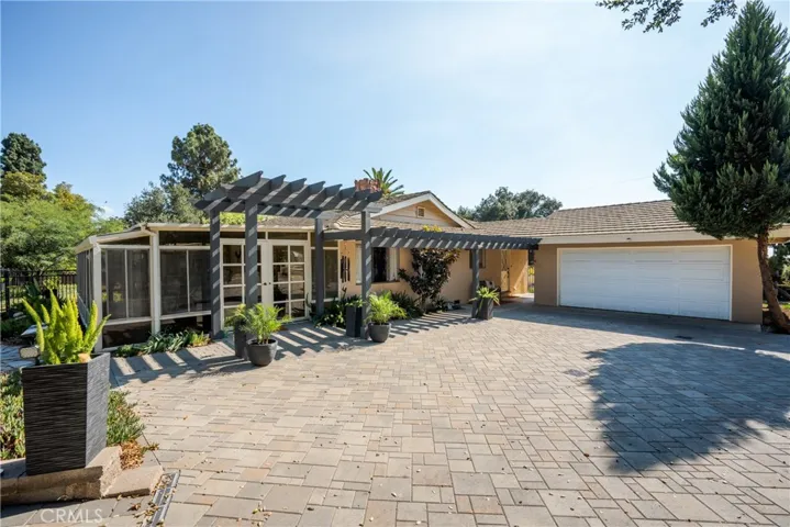 Lower Two Car Garage and Entry