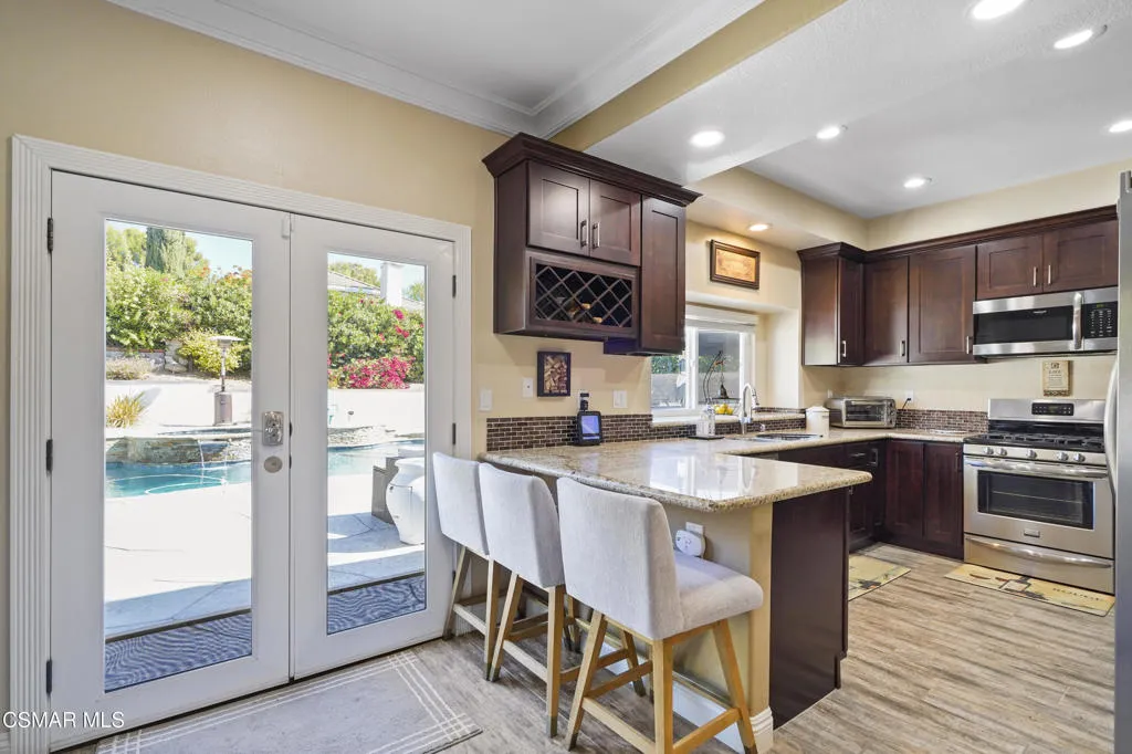 14291 Clemson Street, Moorpark, California 93021 home-pic-6