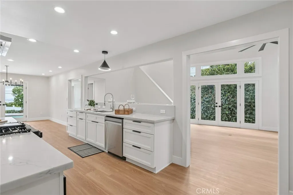 20 20 Saddle, Rancho Palos Verdes, California 90275 home-pic-12