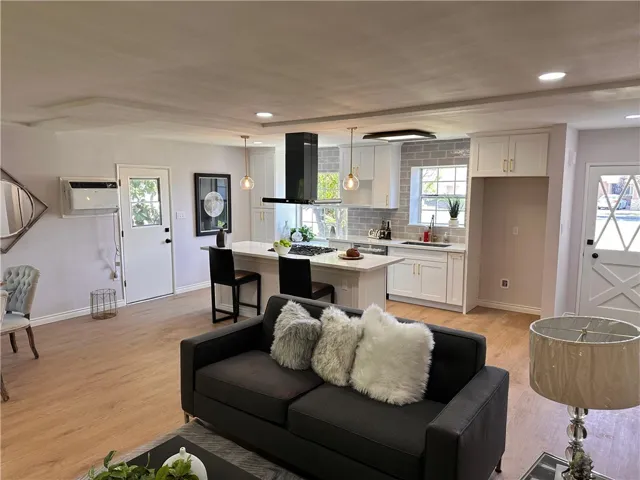 637 Carmelita Place, Montebello, California 90640