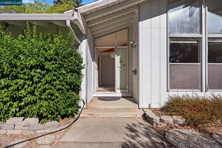 1378 Cornwall Ct, Walnut Creek, California 94597