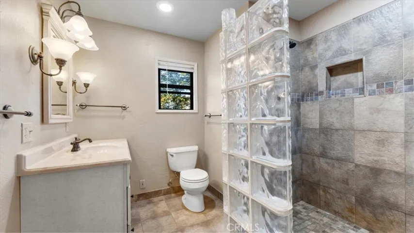115 Acacia Avenue, Oroville, California 95966