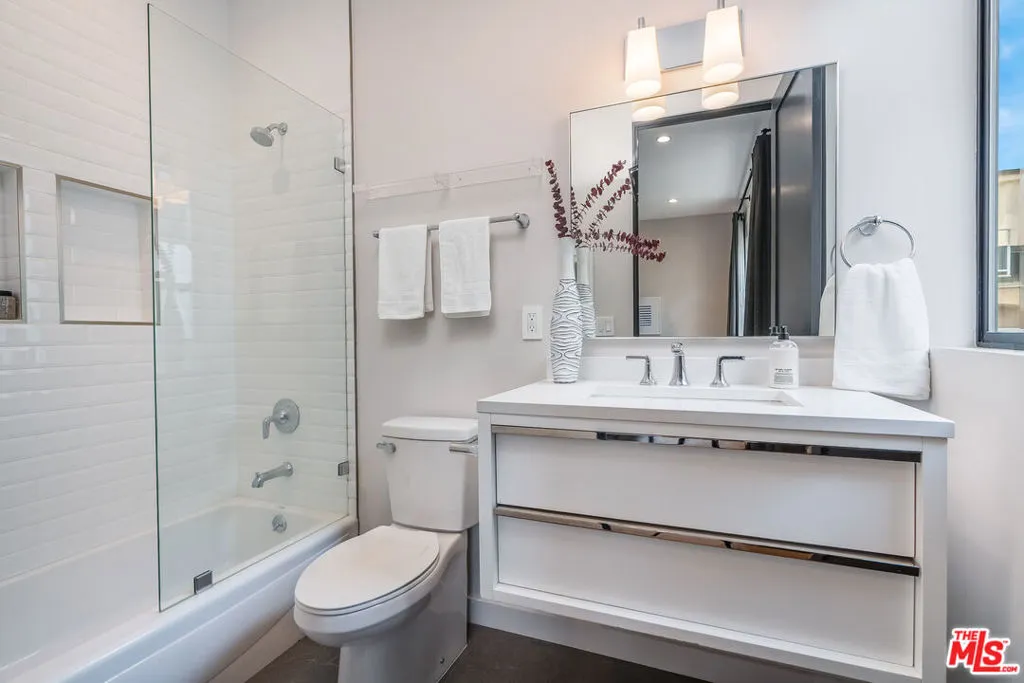 4427 Studio Place, Studio City, California 91602 home-pic-25