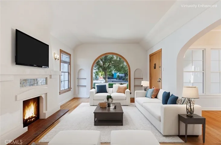 2085 Oregon Avenue, Long Beach, California 90806
