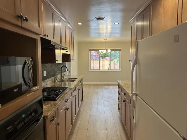 1736 Brooks Street, San Mateo, California 94403