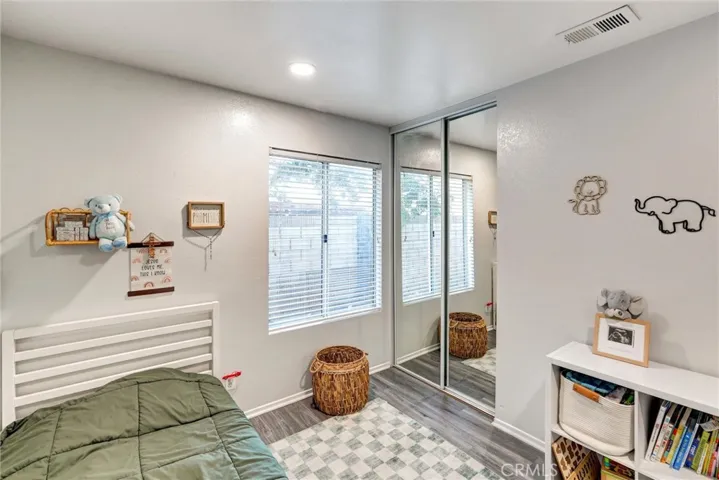 ROOM 2