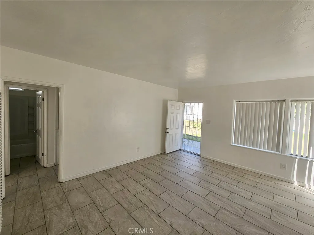 545 N 2nd, Banning, California 92220 home-pic-14
