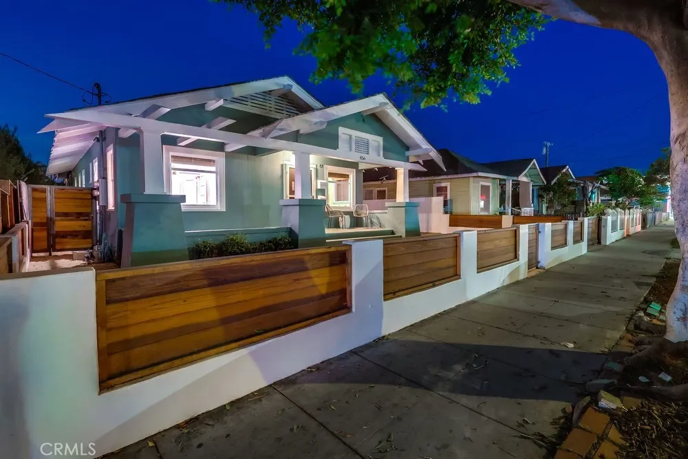 456 Cherry, Long Beach, California 90802 home-pic-2